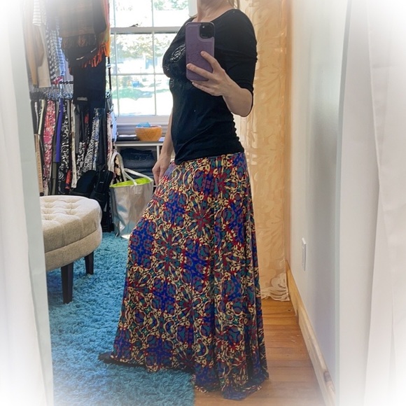 💕New With Tag Super Cute Lularoe Maxi Skirt💕 - Picture 4 of 11
